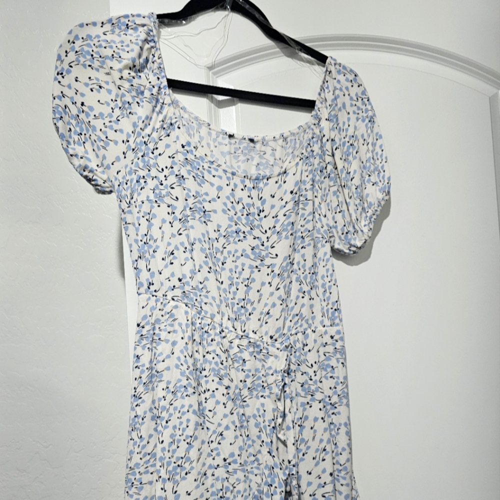 Short dress